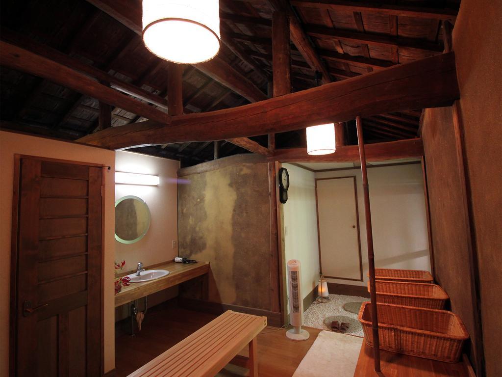 Noichi Hotel Toba Buitenkant foto